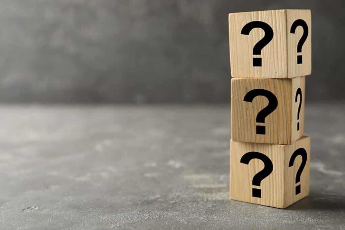 1692246943 featured image Three wooden blocks with black question marks stacked